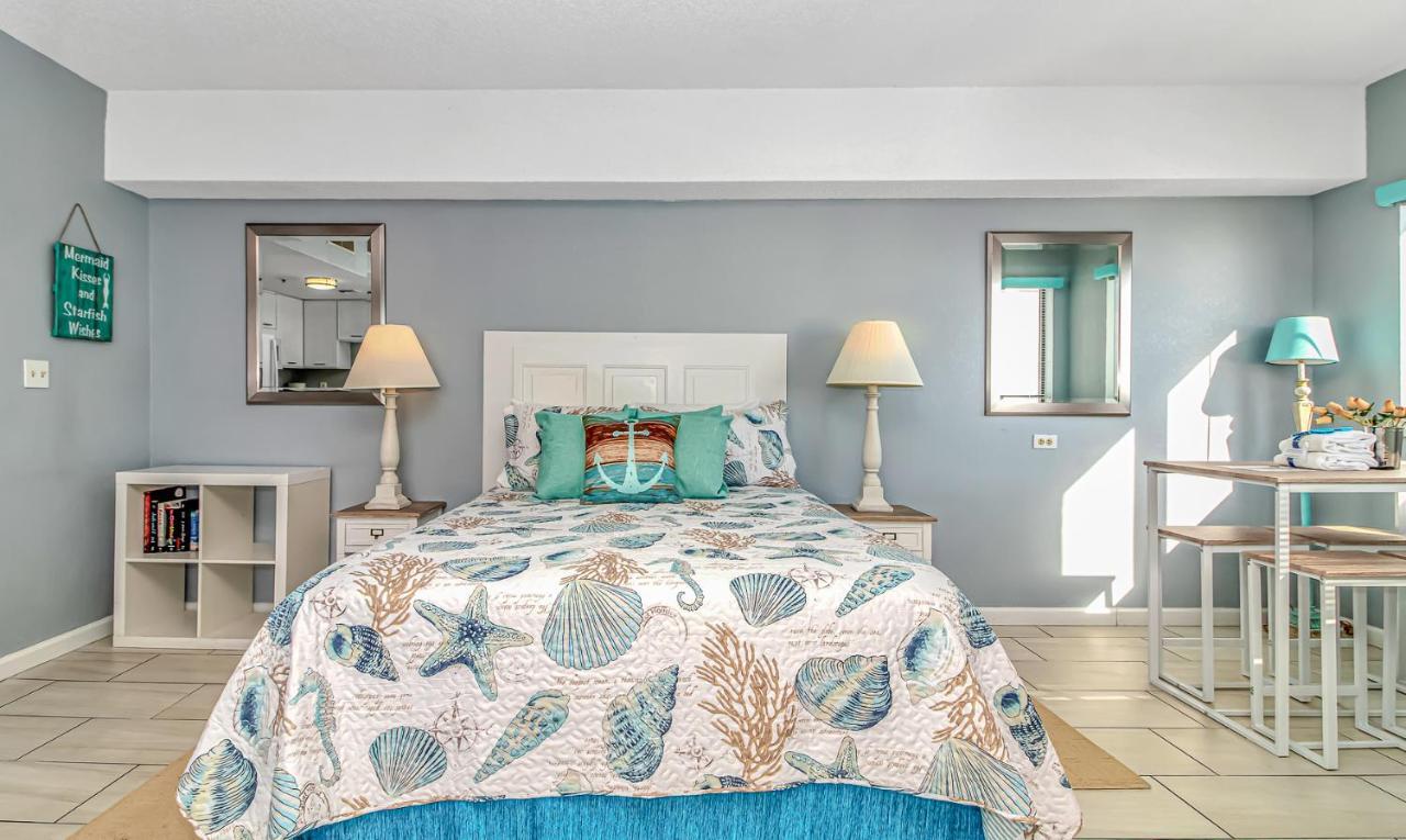 Angled Oceanfront Studio With Incredible Views! Palace Resort 1003 - Sleeps 4 Guests Мертл-Біч Екстер'єр фото