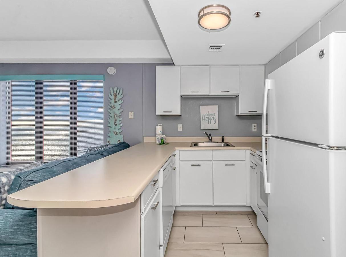 Angled Oceanfront Studio With Incredible Views! Palace Resort 1003 - Sleeps 4 Guests Мертл-Біч Екстер'єр фото
